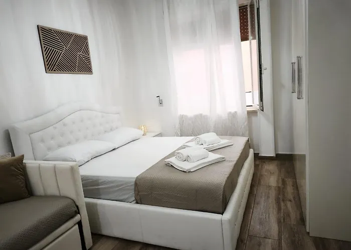 Ampelea Готель типу 